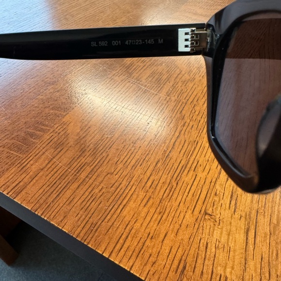 Saint Laurent SL 592 - Picture 3 of 6